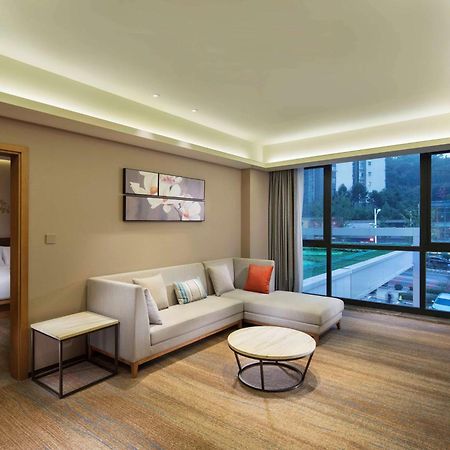 Hilton Garden Inn Shiyan Extérieur photo