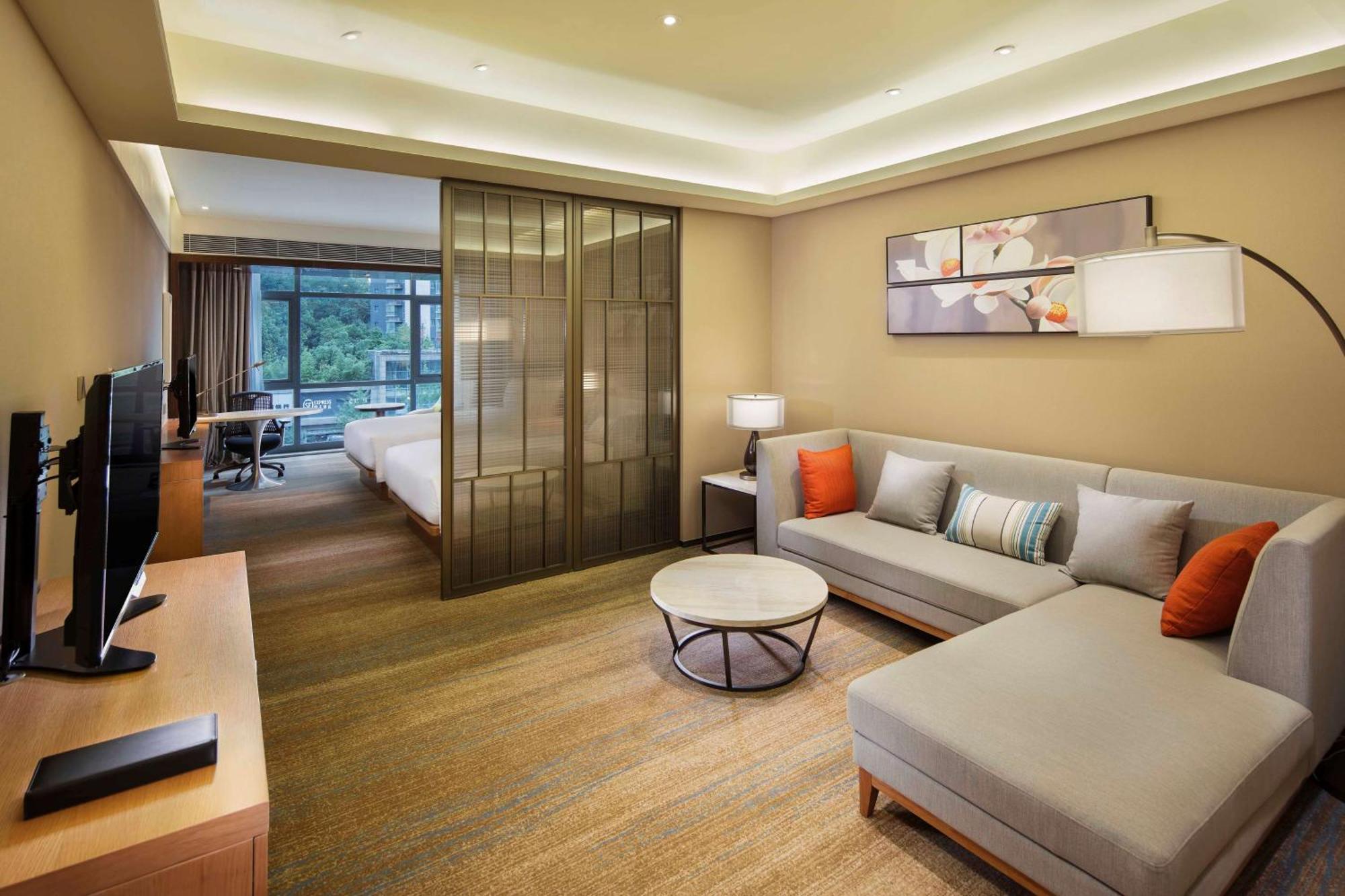 Hilton Garden Inn Shiyan Extérieur photo